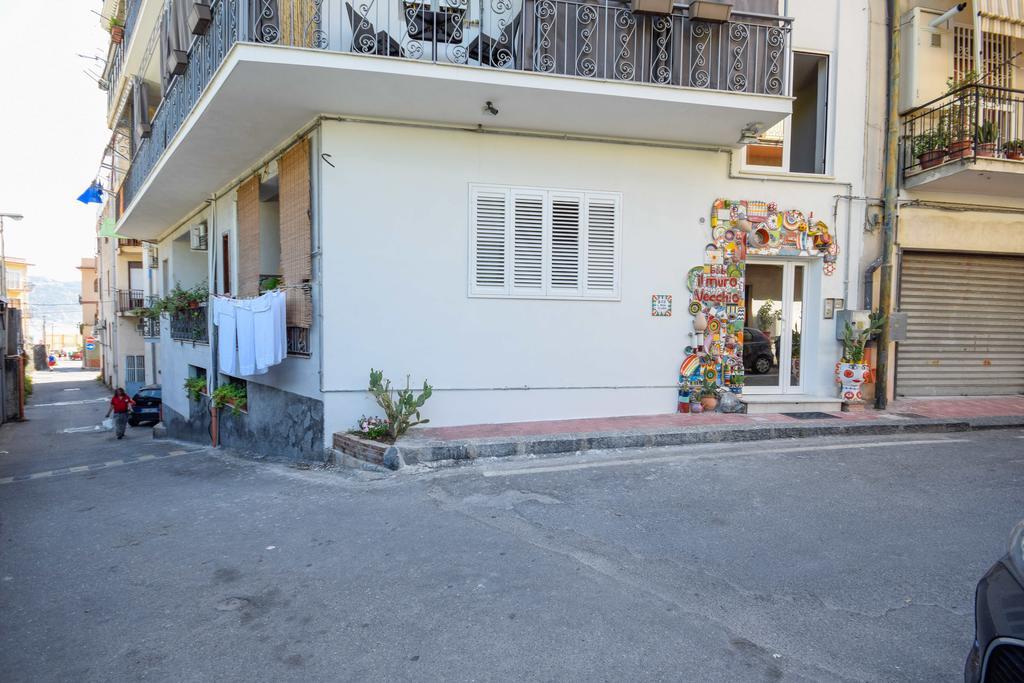 Il Muro Vecchio Studios Giardini Naxos Dış mekan fotoğraf